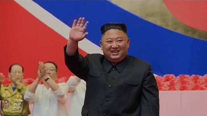 Kim Jong Un will an der Atomwaffen-Strategie festhalten