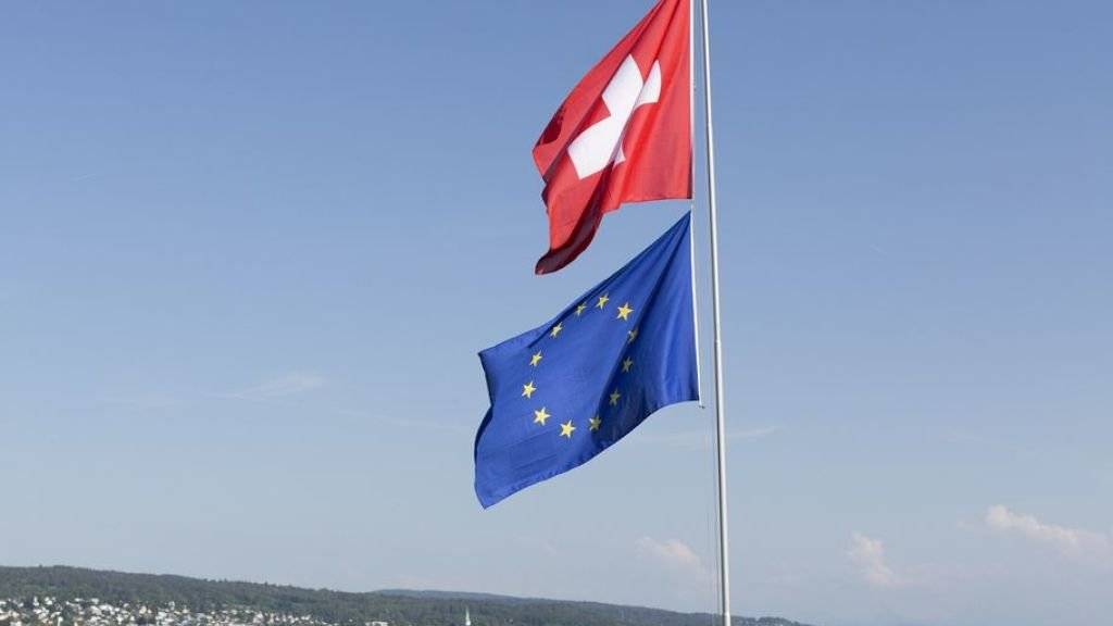 2,65 der knapp über 7 Millionen Einwohner in der Schweiz haben ausländische Wurzeln, das sind 37,2 Prozent. Die Zunahme von 45'000 Personen im Jahr 2017 geht zum überwiegenden Teil auf das Konto von Personen aus dem EU28/EFTA-Raum. (Archivbild)