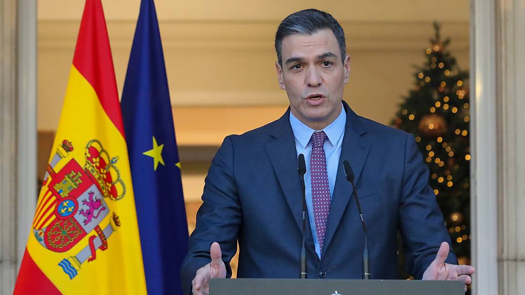 Pedro Sanchez, Ministerpräsident von Spanien, spricht während einer institutionellen Erklärung im Moncloa-Palast in Madrid. Foto: M.Fernández/Pool/EUROPA PRESS/dpa