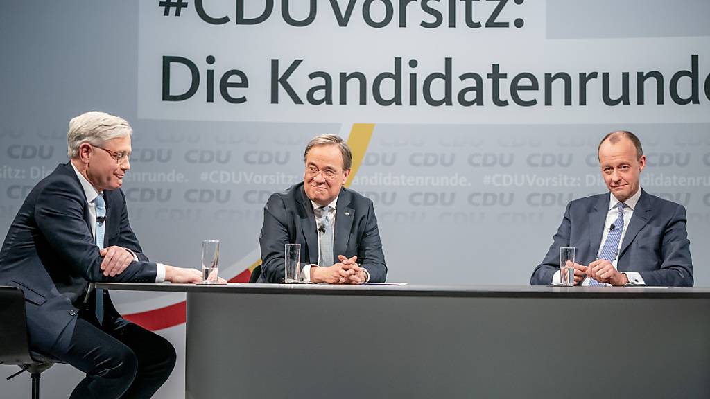 Die drei Kandidaten für den CDU-Parteivorsitz, Friedrich Merz (r-l), Armin Laschet und Norbert Röttgen. Foto: Michael Kappeler/dpa