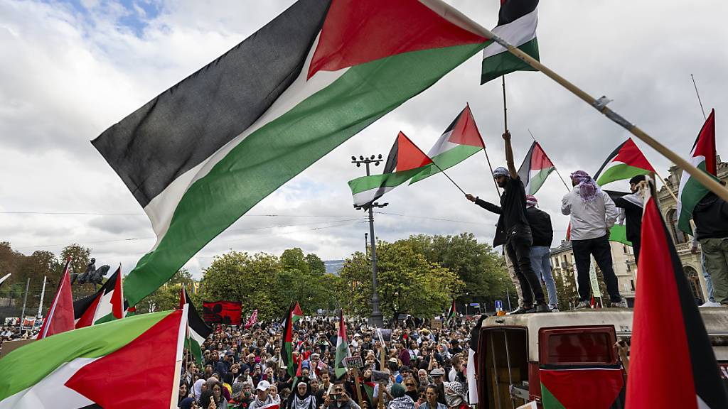In der Schweizer Politik steigt der Druck für ein Verbot der radikalislamischen Palästinenserorganisation Hamas und deren Einstufung als Terrororganisation. (Archivbild)