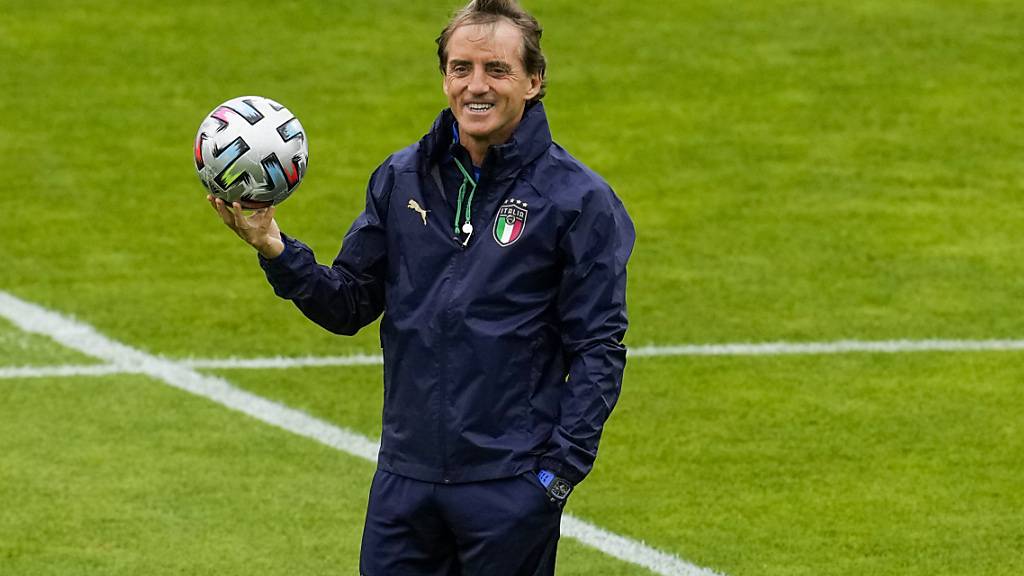 Roberto Mancini tritt inmitten der EM-Kampagne als italienischer Nationaltrainer ab