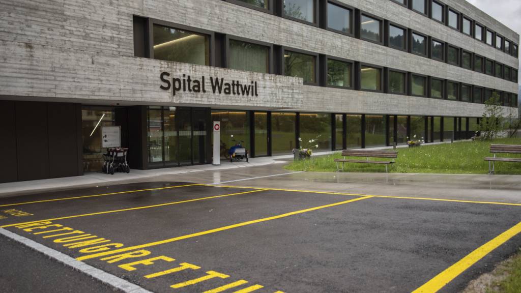 An den ehemaligen Spitalstandorten Altstätten, Flawil, Rorschach und Wattwil wären neuartige Gesundheits- und Notfallzentren möglich gewesen. Bisher gibt es nur eines in Wattwil. (Archivbld)