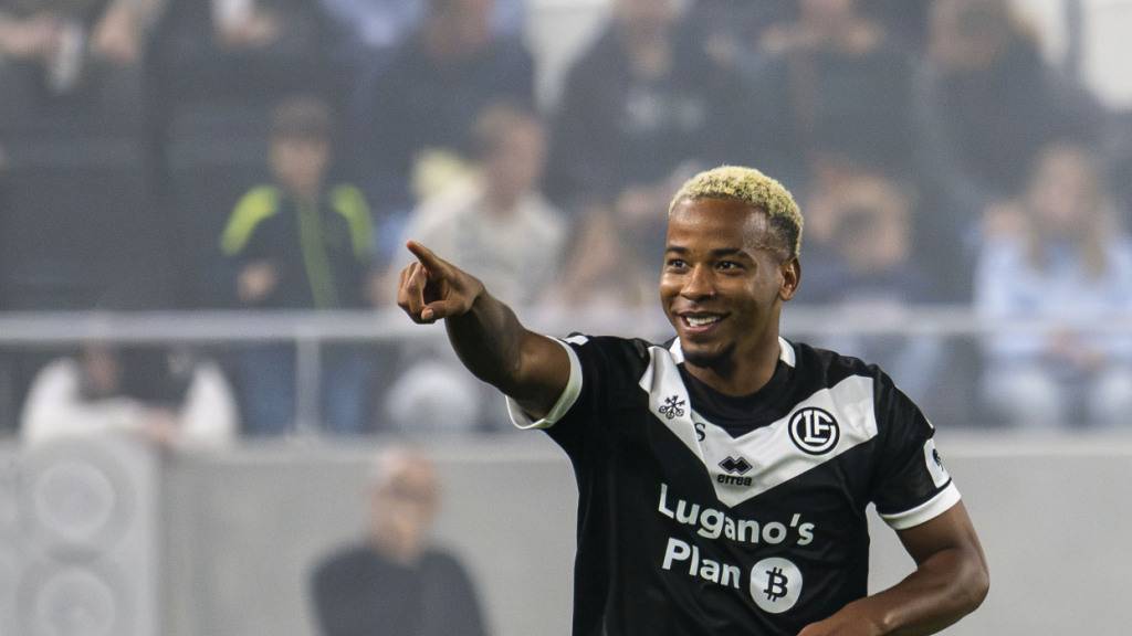 Beckham Castro feiert das 2:0 des FC Lugano