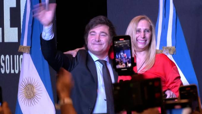 «Anarchokapitalist» Milei gewinnt Präsidentenwahl in Argentinien