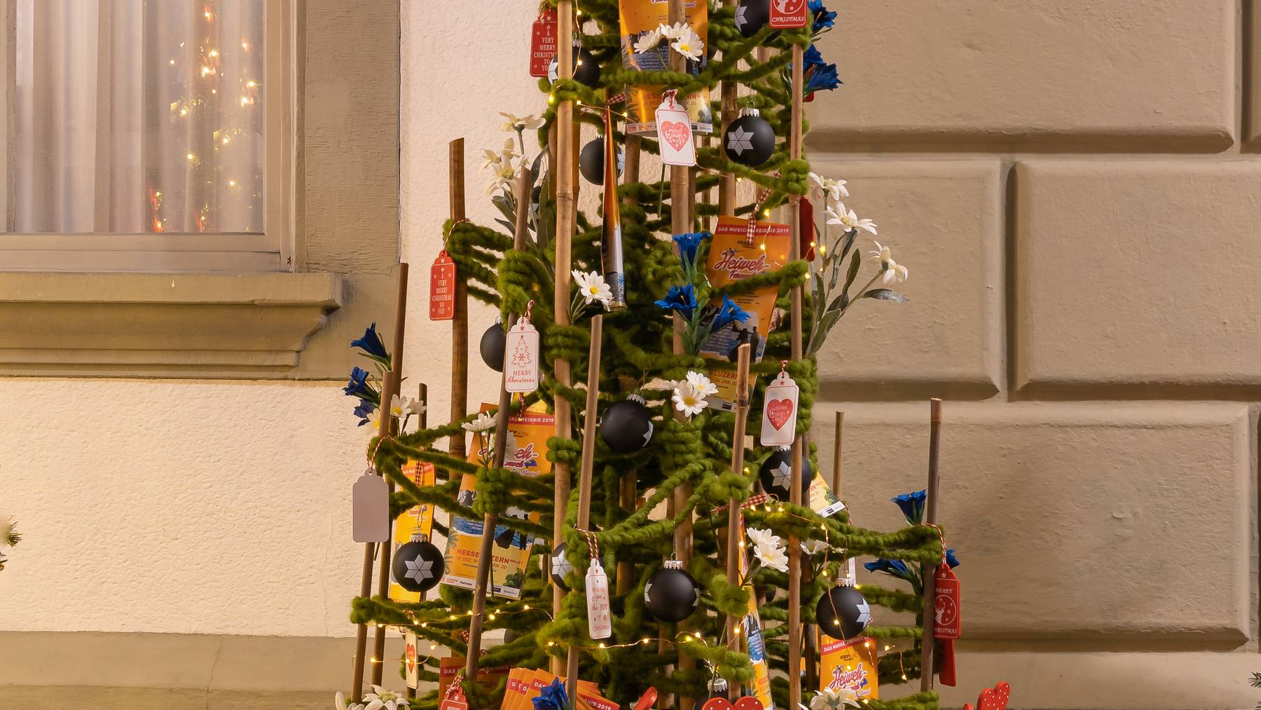 Christbaum-Aktion 2019: Der Heimweh-Fernweh-Musical-Baum