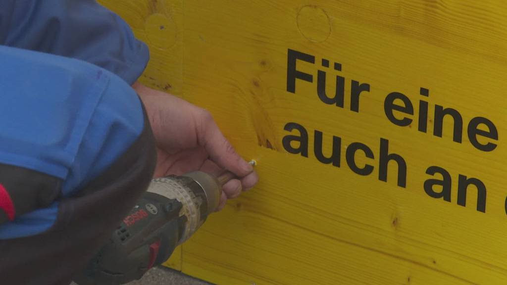 Stadt Luzern schützt Reuss vor Fasnachtsabfall