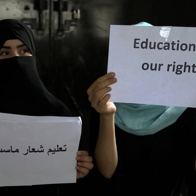 Taliban verbieten Universitätsbildung für Frauen