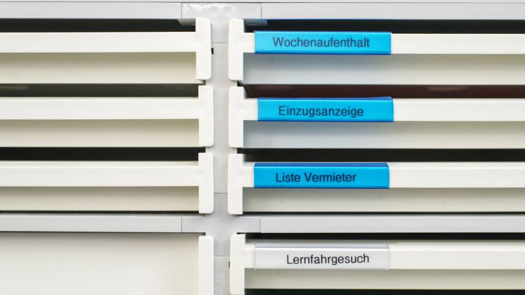 Das Zuger Kantonsparlament will nichts von einer Drittmeldepflicht an die Einwohnerkontrollen wissen. (Symbolbild)