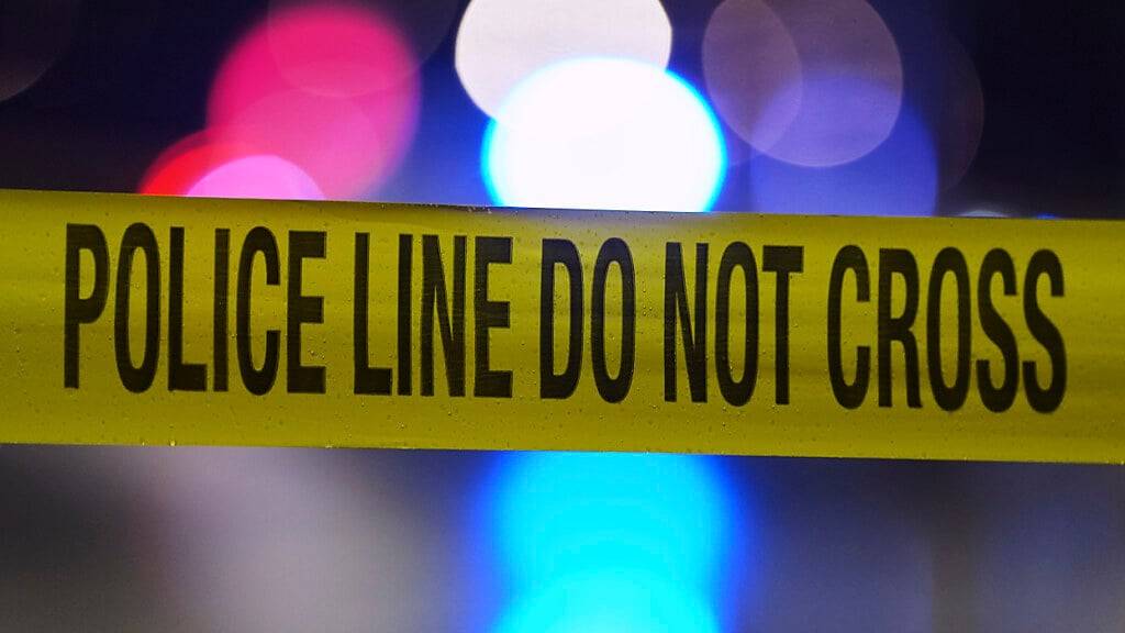 ARCHIV - Absperrband der US-Polizei. Foto: Matt Rourke/AP/dpa/Symbolbild