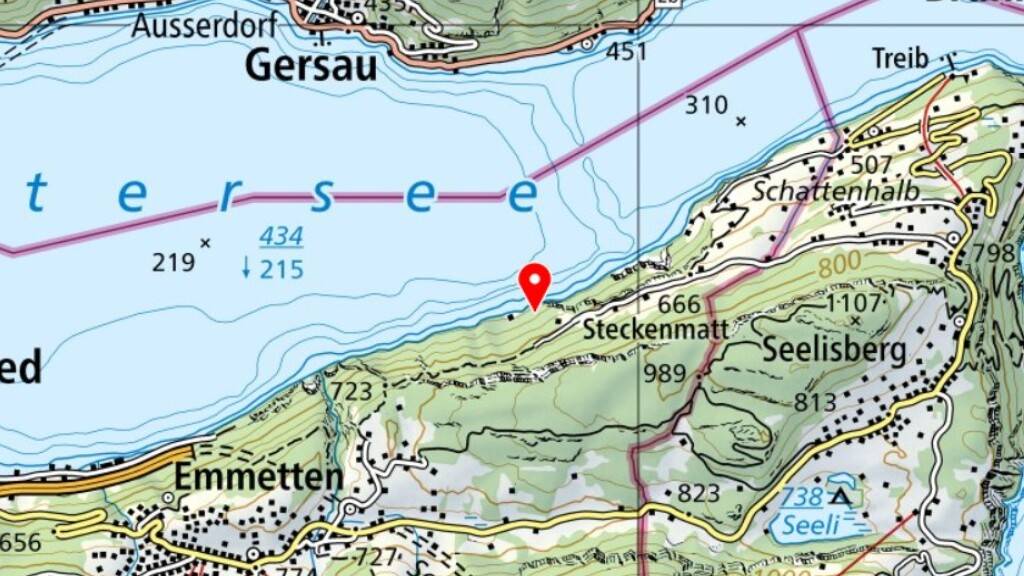 Der Bootshafen Härggis befindet sich gegenüber von Gersau SZ und wurde als Sturmhafen gebaut.