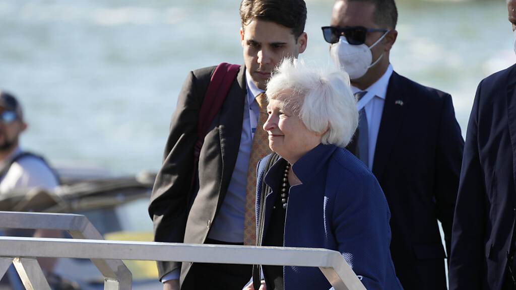US-Finanzministerin Janet Yellen kommt zum G20-Gipfel der Wirtschafts- und Finanzminister in Venedig. Foto: Luca Bruno/AP/dpa