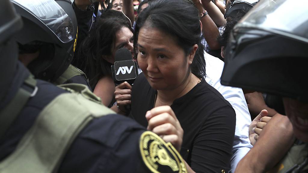 Die peruanische Rechtspopulistin Keiko Fujimori sitzt wegen Korruptionsverdacht erneut in Untersuchungshaft. (Archivbild)