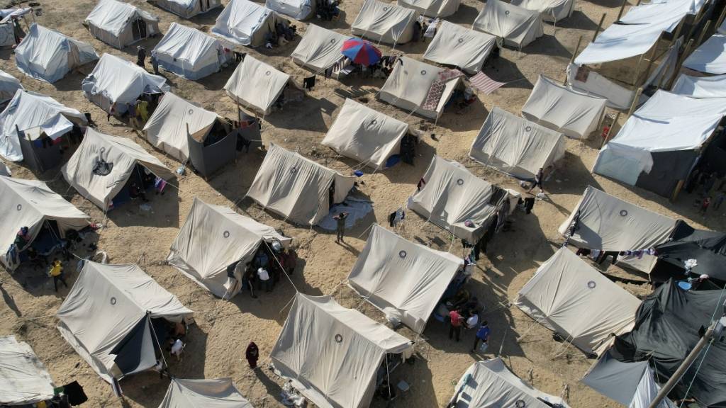 Vom UNDP bereitgestellte Zelte in Khan Younis. Foto: Ashraf Amra/AP