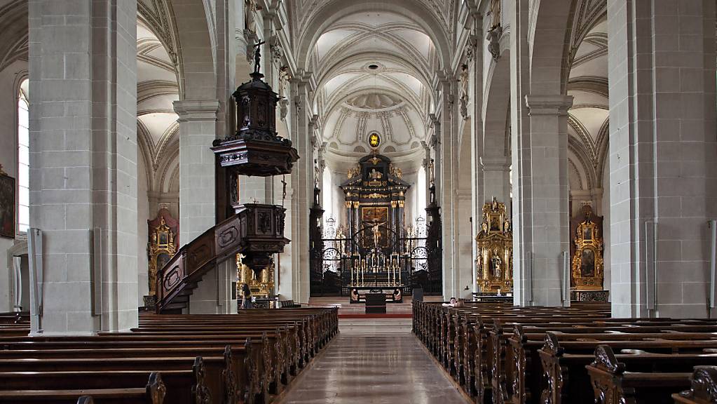 Blick in die Kirche St. Leodegar in Luzern. (Archivaufnahme)