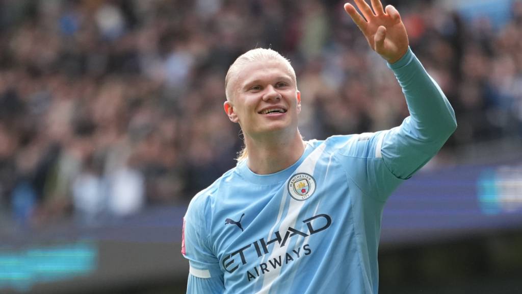 Erling Haaland erzielt gegen Liverpool drei Tore