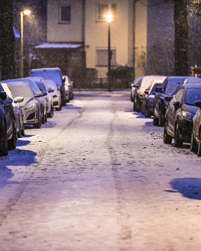 Richtig Parken im Winter: Vorsicht Schneehaufen! - FOCUS online