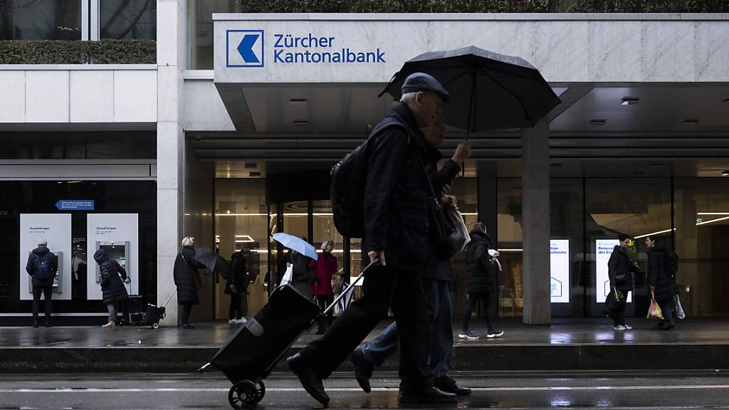 Finma genehmigt ZKB-Notfallplan - Postfinance-Plan nicht umsetzbar