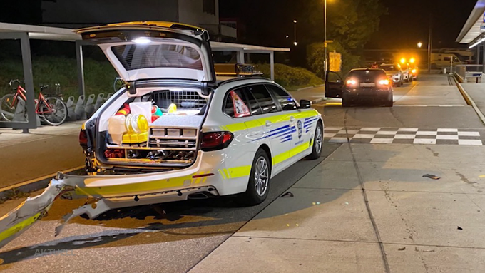 Bei Verfolgungsjagd in Polizeiauto gekracht – BMW-Fahrer (25) schuldig gesprochen