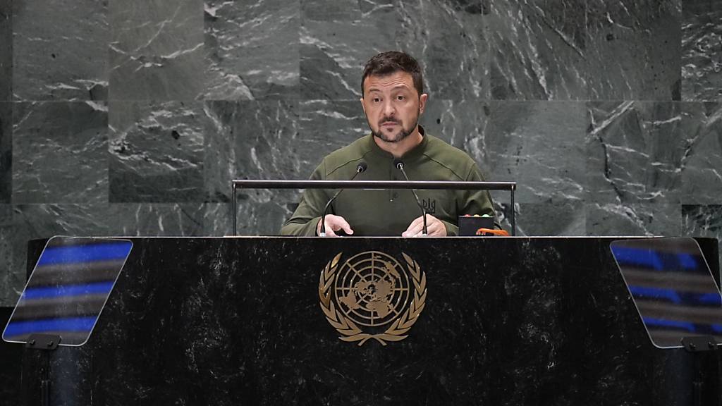 Der ukrainische Präsident Wolodymyr Selenskyj spricht auf dem Zukunftsgipfel in der Generalversammlung der Vereinten Nationen. Foto: Seth Wenig/AP