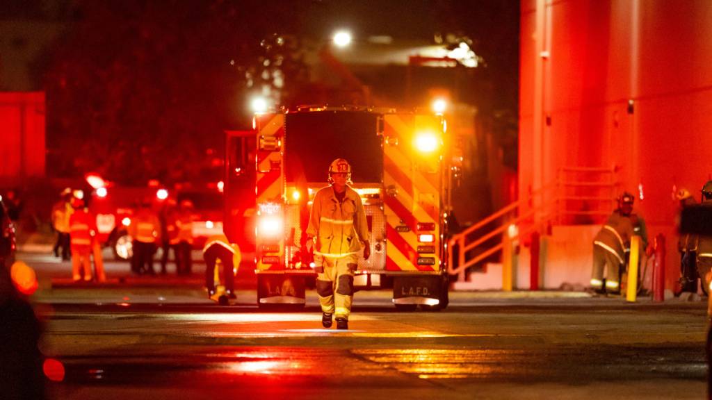TV-Helikopter stürzt in Los Angeles ab - mehrere Tote