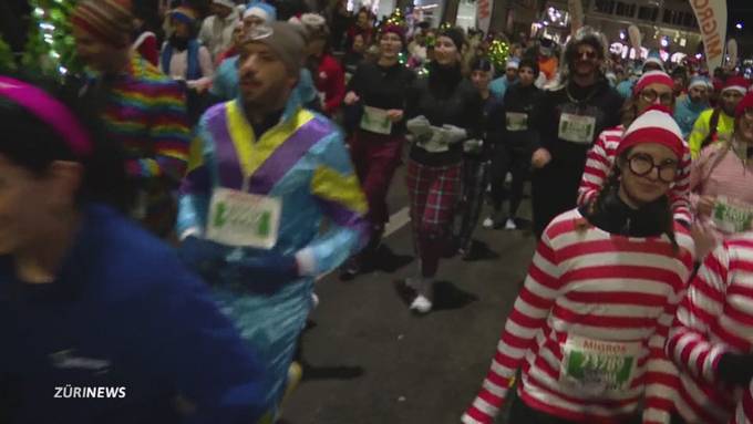 Kostümparade am Silvesterlauf: Laufen mal anders