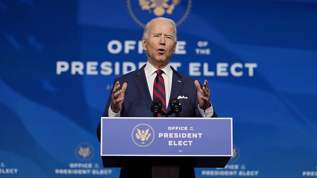 Der designierte US-Präsident Joe Biden verkündet seine Nominierungen und Ernennungen für das Klima- und Energieteam im «The Queen» Theater in Wilmington.
