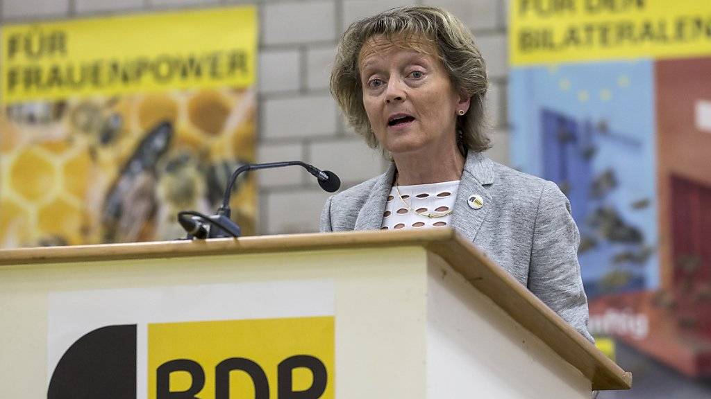 Die abtretende BDP-Bundesrätin Eveline Widmer-Schlumpf will an der Delegiertenversammlung ihrer Partei auftreten. (Archiv)