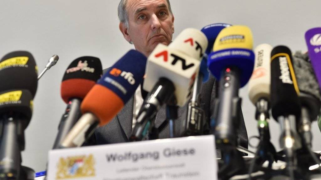 Oberstaatsanwalt Wolfgang Giese am Dienstag vor den Medien in Bad Aibling.