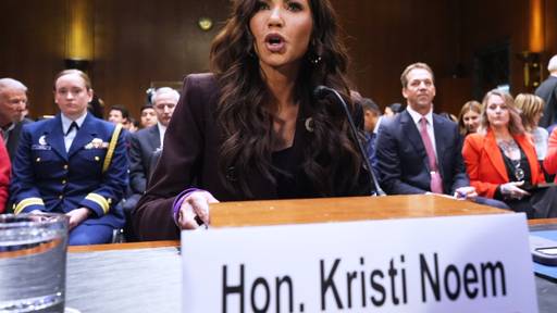 Kritik im US-Senat: Ministerin Noem steht zu umstrittenen Aussagen