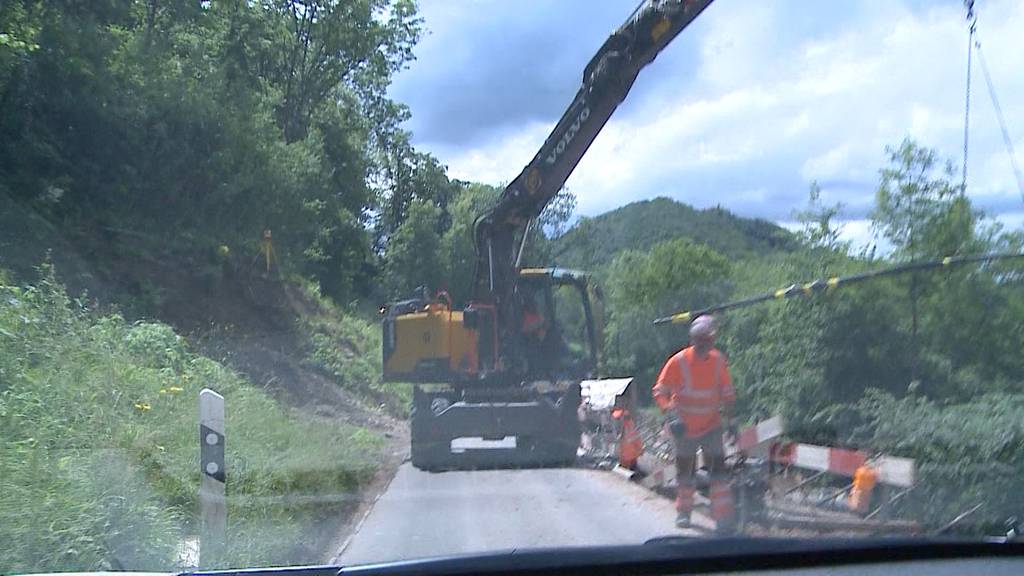 Bagger stoppt Trickbetrüger auf der Flucht