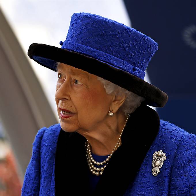 Queen sagt aus gesundheitlichen Gründen Reise ab