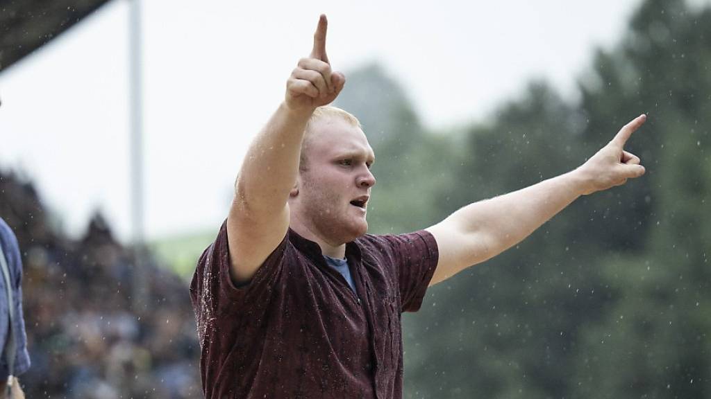 «Eifach nume geil»: Fabio Hiltbrunner überrascht am Jubiläumsfest alle