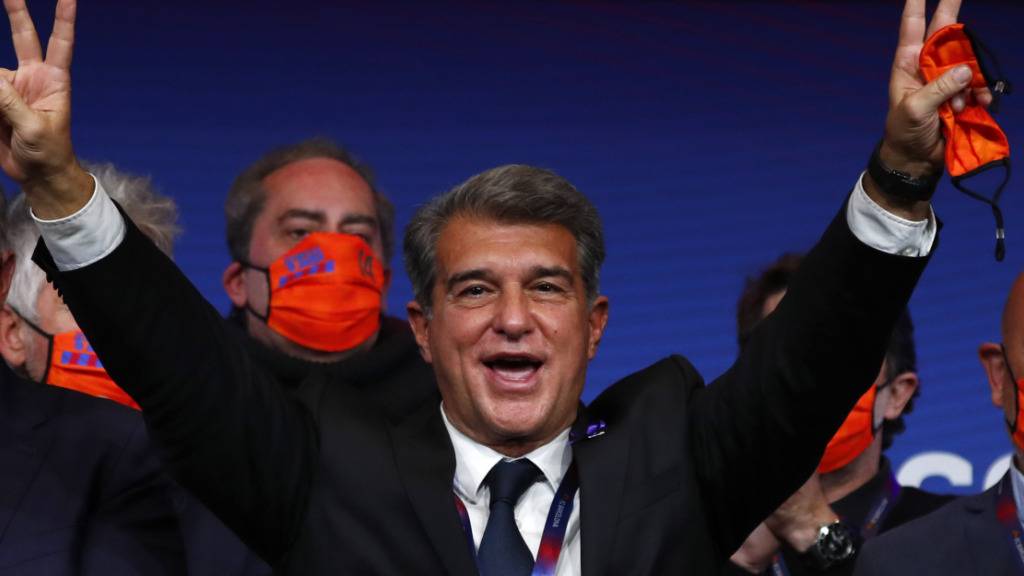 Joan Laporta, Präsident des FC Barcelona, freut sich über den richterlichen Beschluss zugunsten der Super-League-Pläne - viele Unterstützer hat er bislang noch nicht