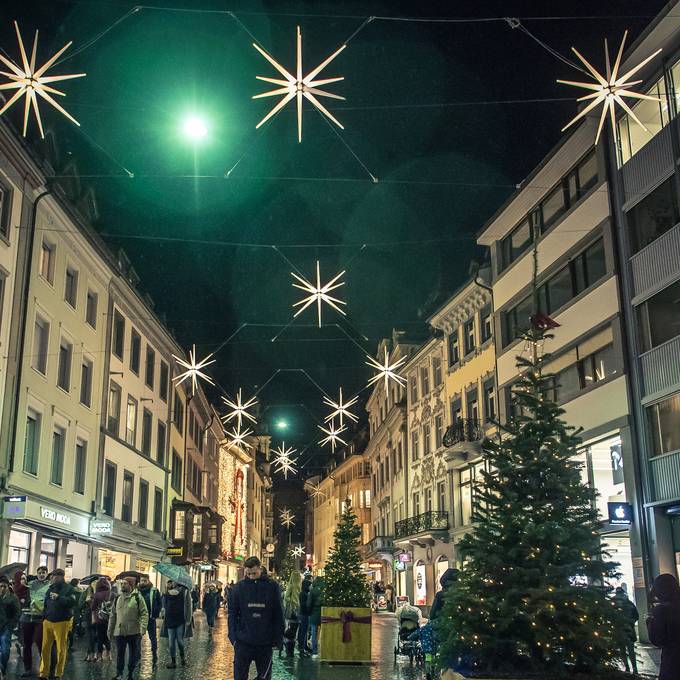 Die St.Galler Sternenstadt wird erleuchtet