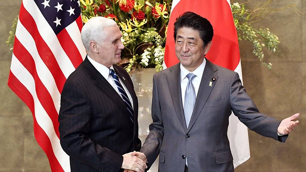 US-Vizepräsident Mike Pence mit dem japanischen Premierminister Shinzo Abe.