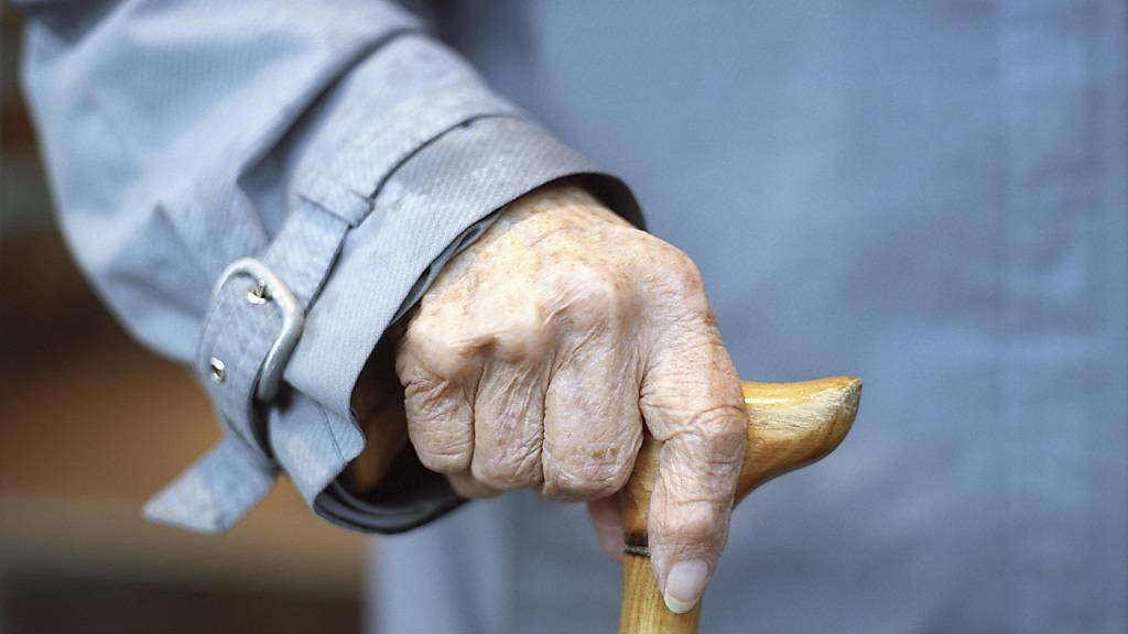 91-jährige Türkin erhält nach Erdbeben das Aufenthaltsrecht