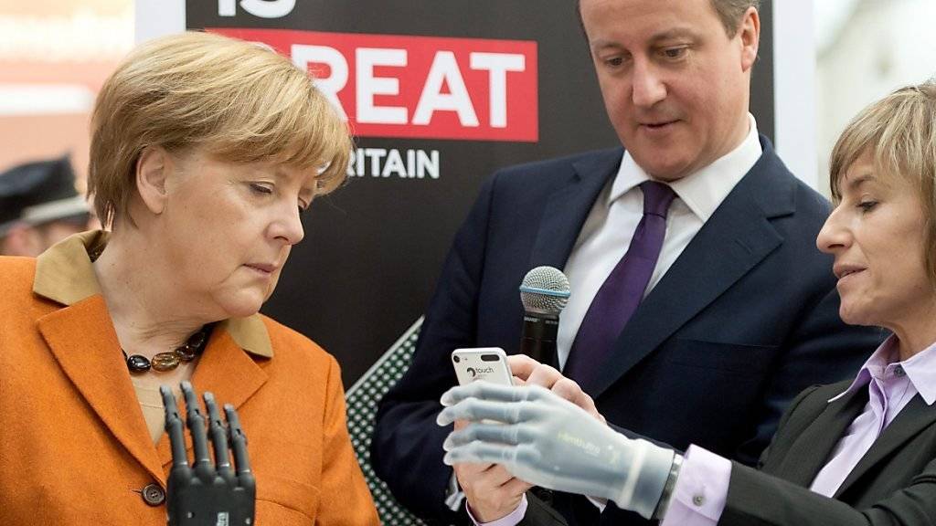 Angela Merkel und David Cameron an der letztjährigen CeBIT-Messe in Hannover. Im nächsten Jahr ist die Schweiz Partnerland.