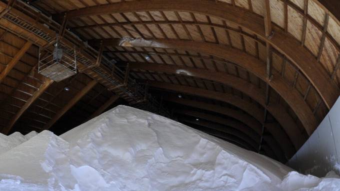 Starker Schneefall führt zu Rekordlieferung von Salz im Januar