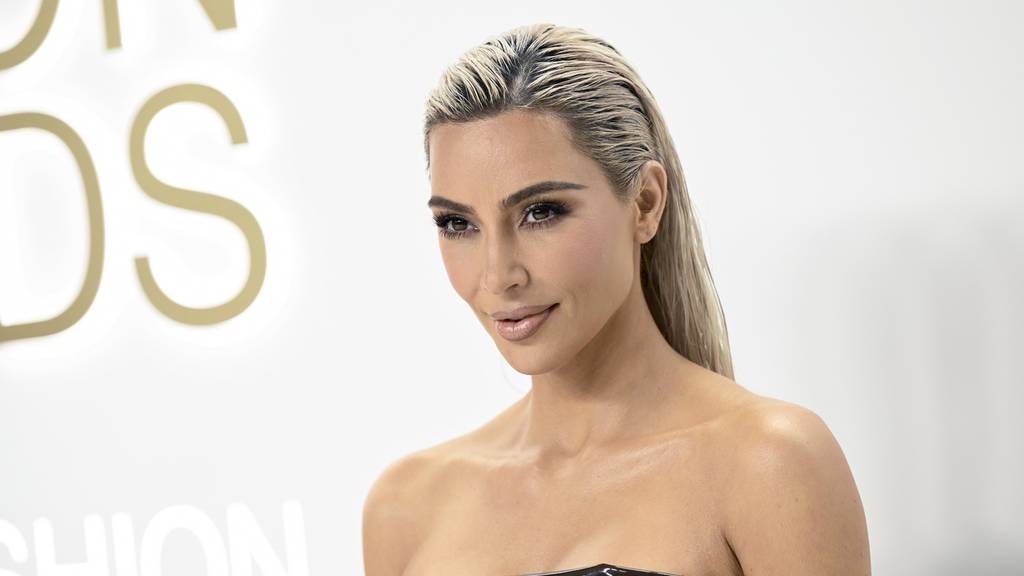 Kim Kardashian ersteigert Lady Dianas Kreuz