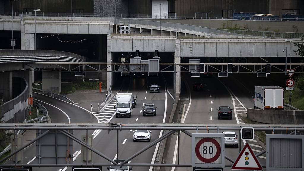Die städtischen Stimmberechtigten haben den vom Bund vorgeschlagenen Ausbau der Autobahnen abgelehnt. Der Kanton St. Gallen stimmte hingegen zu. (Archivbild)