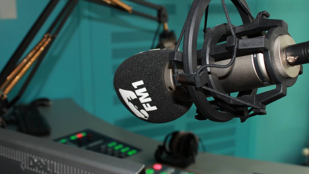 Radio FM1 lässt im Sendegebiet SRF 3 und SRF 1 deutlich hinter sich und gehört zu den erfolgreichsten Privatsendern der Schweiz.