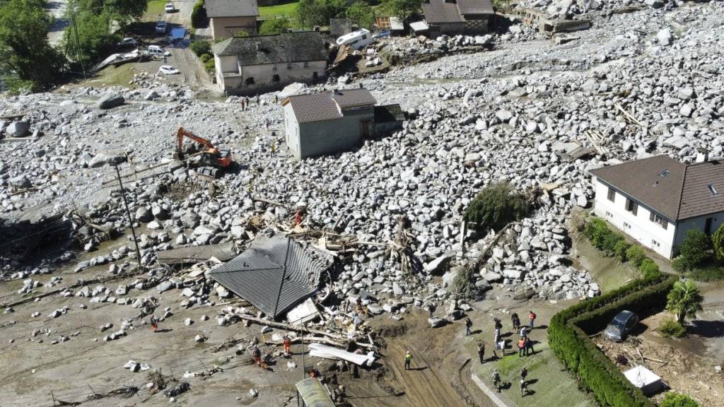 Fünf Dörfer Haben Im Misox Keinen Strom Und Kein Wasser | Radio Central