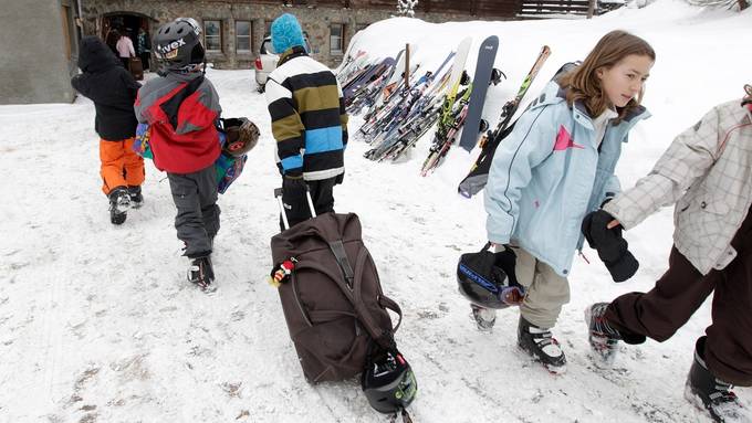Zürcher Schüler sollen wegen Schneeflaute kürzere Sportferien haben