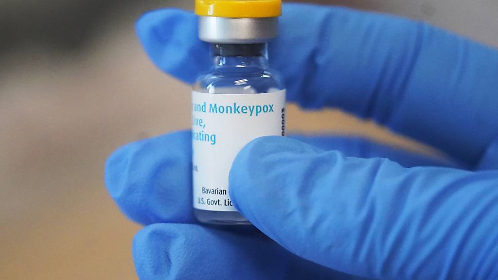 Die Impfung gegen Affenpocken (Mpox) ist ab 8. Dezember auch im Kanton Bern erhältlich. (Symbolbild)