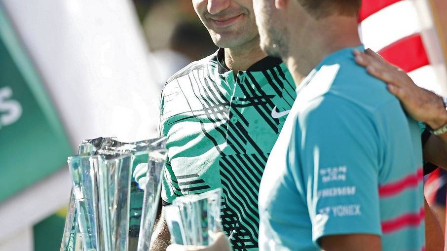 «Er lacht. Er ist ein Arschloch.» Stan Wawrinka nach seiner Niederlage gegen Roger Federer. © Keystone