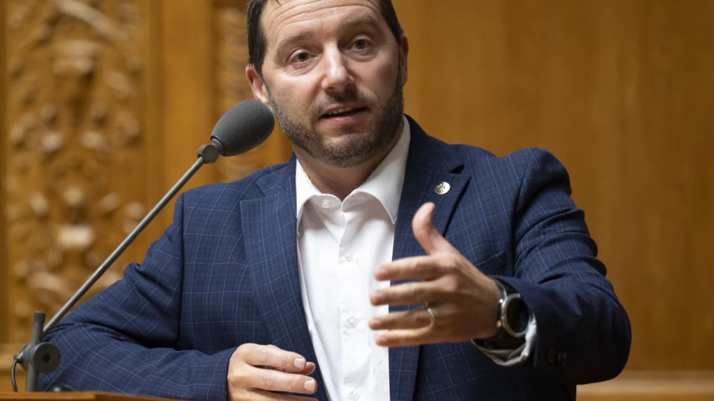Der Waadtländer SVP-Nationalrat Yvan Pahud verzichtet darauf, für den Bundesrat zu kandidieren. Es sei nicht der richtige Zeitpunkt, sagte er. (Archivbild)