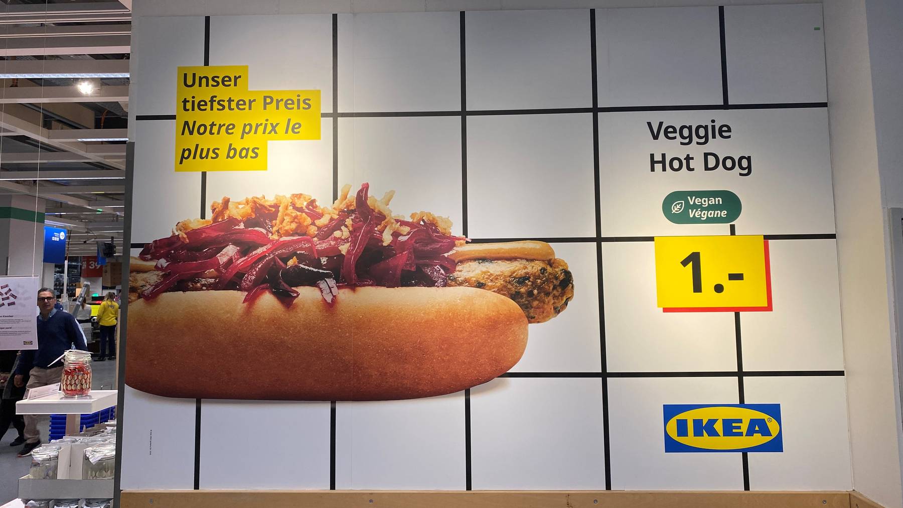 Der Vegi-Hotdog kostet nach wie vor 1 Franken.