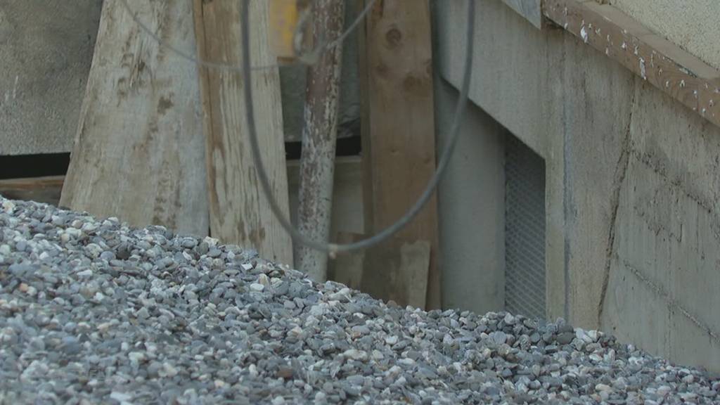 Verschüttet: In Wollerau stirbt ein 88-jähriger weil er einen Tunnel zum NAchbarn graben wollte