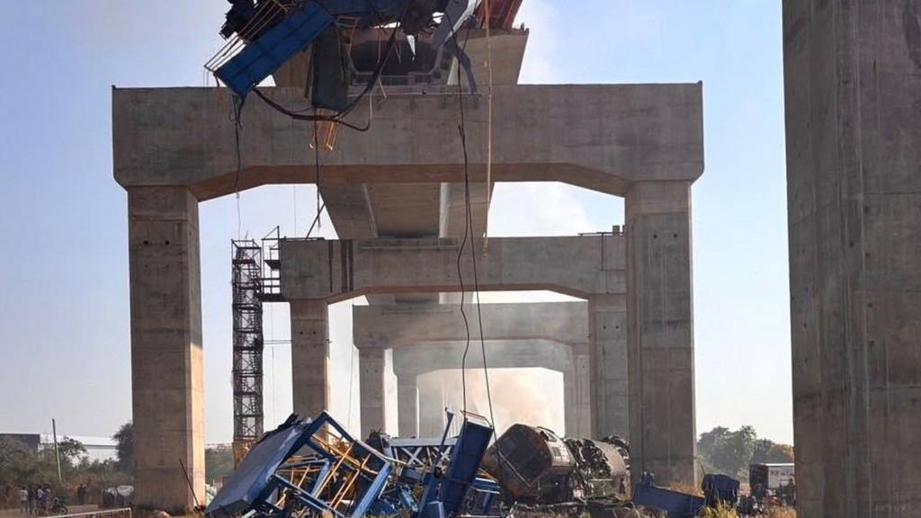 Baukran stürzt auf Zug - mindestens 30 Tote in Thailand